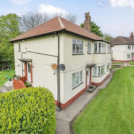 Apartment Lovely Spacious 3 Double Bed Flat, Ls17